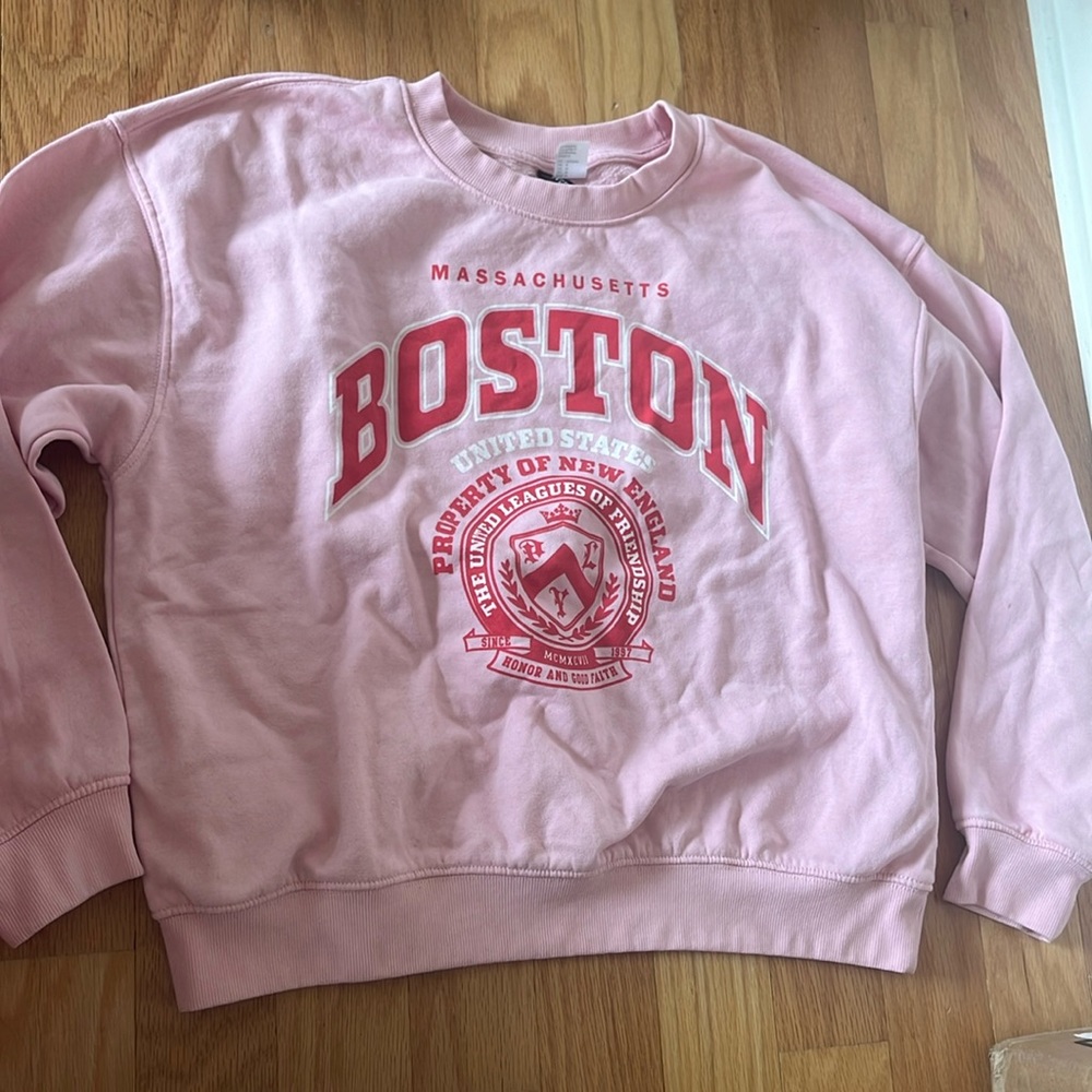 sweatshirt